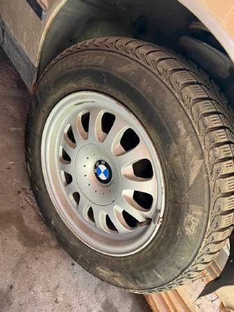 BMW E34 15 İNÇ ORJİNAL JANT LASTİK TAKIMI KIŞLIK LASTİK - ERCAN TİCARET