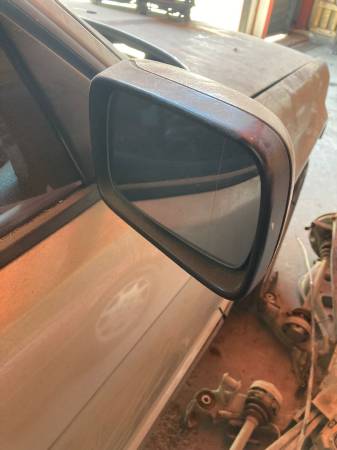 BMW E34 5 SERİSİ TEMİZ ÇIKMA SAĞ AYNA