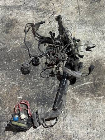 BMW E34 520i M50 MOTOR TESİSATI ORJİNAL ÇIKMA - ERCAN TİCARET yedek parça