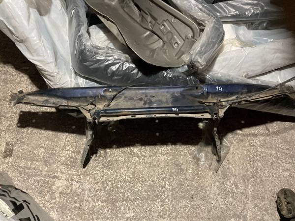 BMW E34 ÖN PANEL ÜST PANEL ÇIKMA - ERCAN TİCARET yedek parça