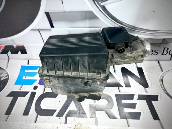 BMW E36 316İ 318İ ÇIKMA ORJİNAL HAVA FİLTRE KUTUSU 1715881