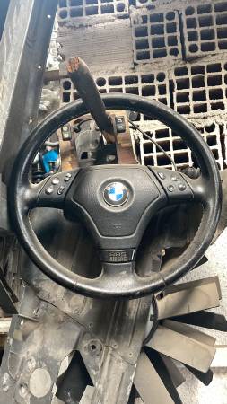 BMW E36 E46 3 KOL AİRBAGLİ 8 TUŞ DİREKSİYON SİMİDİ