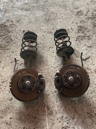 BMW E36 SAĞ SOL ÖN TAŞIYICI ÇIKMA ORJİNAL - ERCAN TİCARET