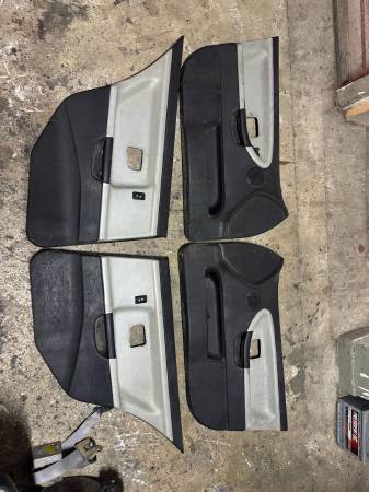 BMW E36 SEDAN KAPI DÖŞEMESİ TAKIMI - ERCAN TİCARET yedek parça