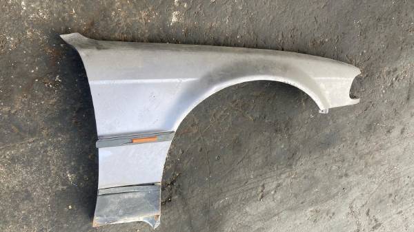BMW E38 7 SERİSİ SAĞ ÖN ÇAMURLUK ÇIKMA ORJİNAL - ERCAN TİCARET yedek parça