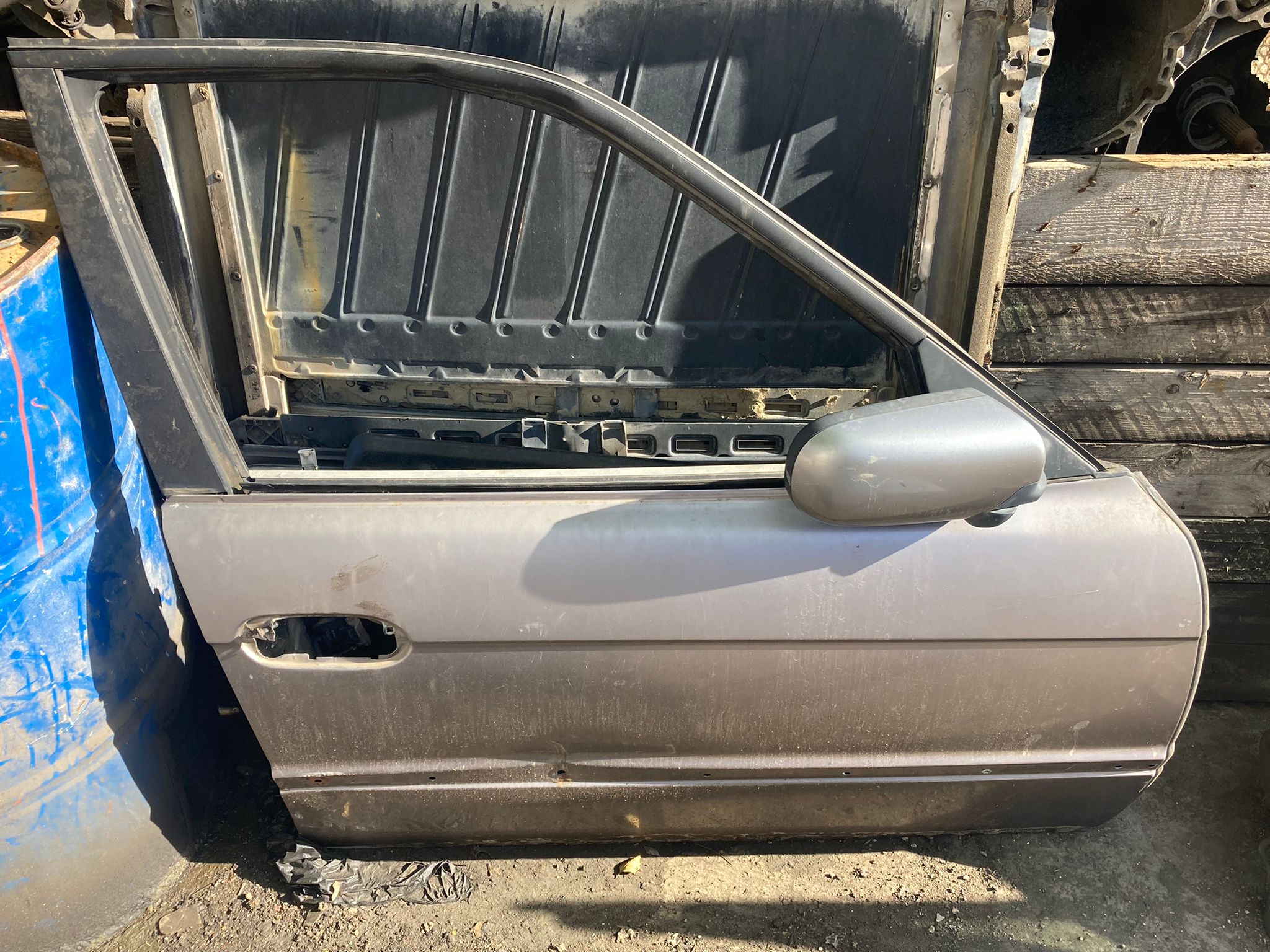 BMW E38 7 SERİSİ SAĞ ÖN KAPI ÇIKMA ORJİNAL YEDEK PARÇA - ERCAN TİCARET