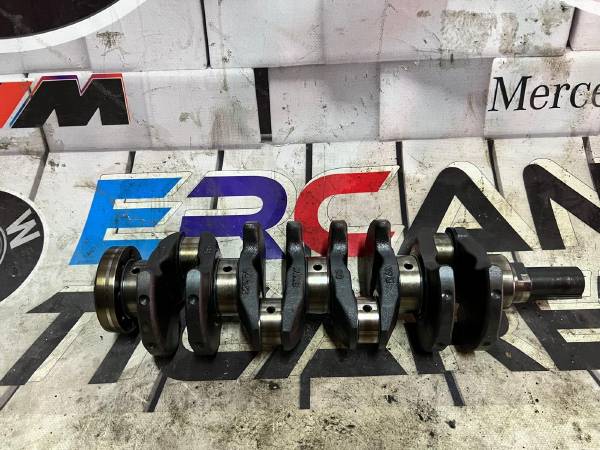 BMW E39 520d M47 589 KRANK MİLİ 2246 ÇIKMA ORJİNAL STANDART