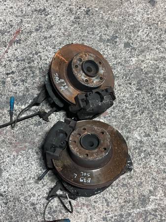 BMW E39 ÇIKMA ORJİNAL KOMPLE SOL ÖN TAŞIYICI