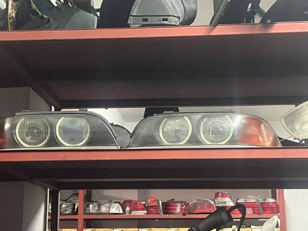 BMW E39 ÇIKMA ORJİNAL SAĞ FAR SOL FAR TAKIMI - ERCAN TİCARET çıkma orjinal yedek parça