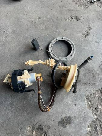 BMW E39 DEPO YAKIT ŞAMANDIRASI YAKIT POMPASI ORJİNAL - ERCAN TİCARET yedek parça