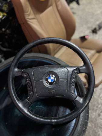 BMW E39 DİREKSİYON SİMİDİ AİRBAGLİ TUŞLU - ERCAN TİCARET çıkma orjinal yedek parça