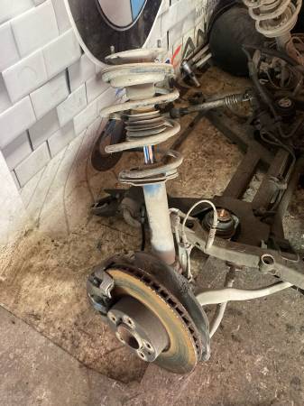 BMW E39 MOTOR TRAVERSİ ÖN TRAVERS 1092868 ÇIKMA ORJİNAL - ERCAN TİCARET yedek parça