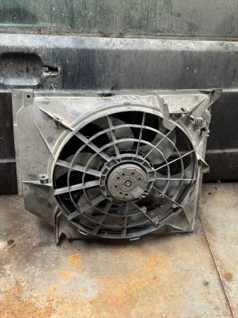 BMW E46 316i 318i KOMPLE FAN ORJİNAL FAN DAVLUMBAZI 1436261 - ERCAN TİCARET yedek parça