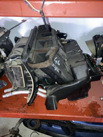 BMW E46 KALORİFER KUTUSU KLİMA KAZANI 8381451 - ERCAN TİCARET yedek parça