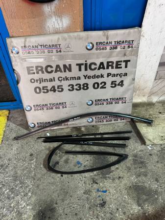 BMW E60 CAM FİTİLİ KAPI ÇERÇEVESİ CAM ÇITASI KAPI ÇITASI ORJİNAL - ERCAN TİCARET yedek parça