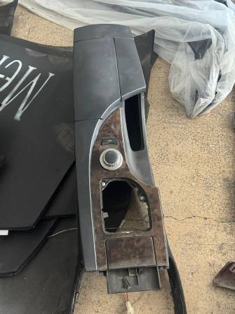 BMW E60 ORTA KONSOL JOİSTİK ORJİNAL - ERCAN TİCARET yedek parça