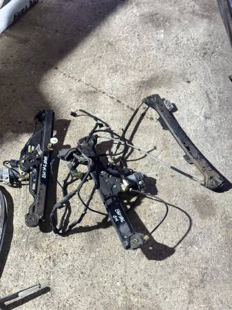 BMW E60 SAĞ ARKA CAM KRİKOSU KOMPLE ORJİNAL ÇIKMA - ERCAN TİCARET yedek parça