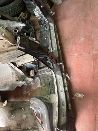BMW E60 SAĞ MARŞPİYEL SOL MARŞPİYEL ORJİNAL ÇIKMA - ERCAN TİCARET yedek parça
