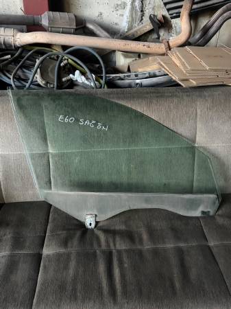 BMW E60 SAĞ ÖN KAPI CAMI ORJİNAL ÇIKMA - ERCAN TİCARET yedek parça
