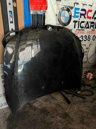 BMW E60 SİYAH RENK BOYASIZ ÖN KAPUT ORJİNAL - ERCAN TİCARET yedek parça