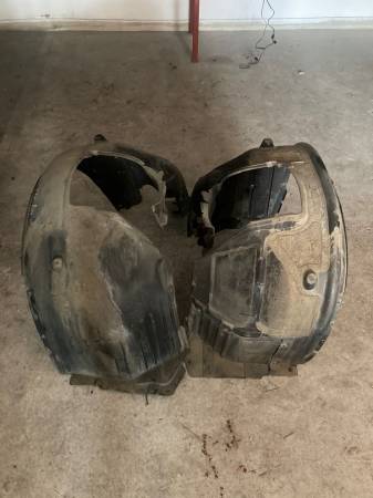 BMW E60 SOL ÖN ÇAMURLUK DAVLUMBAZI SAĞ ÖN ÇAMURLUK DAVLUMBAZI - ERCAN TİCARET çıkma orjinal yedek parça