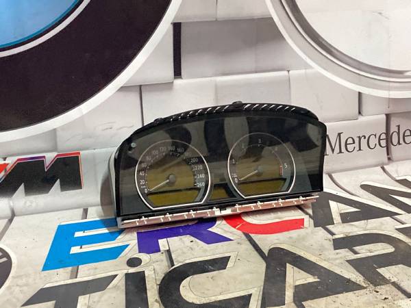 BMW E65 E66 ÇIKMA ORJİNAL GÖSTERGE PANELİ KM SAATİ