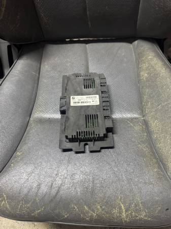 BMW E90 E91 FRM BEYNİ FAR BEYNİ KONTROL BEYNİ 9241005 9241011 - ERCAN TİCARET yedek parça