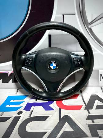 BMW E90 E92 E93 TEMİZ AİRBAGLİ DİREKSİYON SİMİDİ