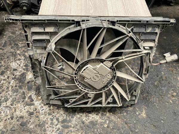 BMW F10 520d N47 KLİMA FANI ÇIKMA ORJİNAL 8509740 çıkma orjinal yedek parça