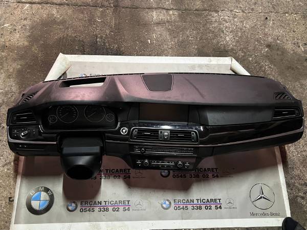 BMW F10 HEAD-UP TORPİDO ORJİNAL HATASIZ DOLU GÖĞÜS - ERCAN TİCARET çıkma orjinal yedek parça