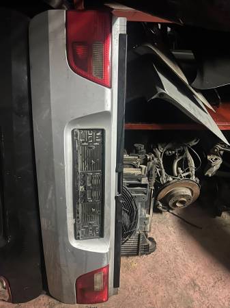 BMW X5 E53 ORJİNAL ALT BAGAJ KAPAĞI DOLU - ERCAN TİCARET yedek parça