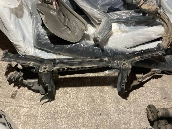 BMW X5 E53 ORJİNAL ÖN PANEL ÖN BURUN TAMPON DEMİRİ - ERCAN TİCARET yedek parça