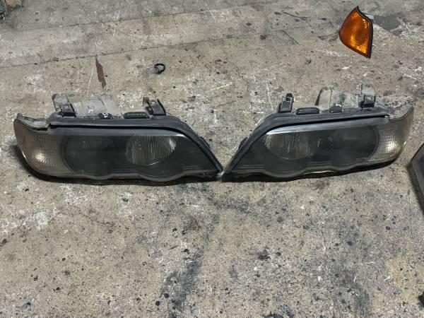 BMW X5 E53 ORJİNAL SAĞ FAR SOL FAR - ERCAN TİCARET yedek parça