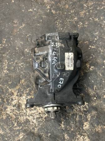 BMW X5 E70 ARKA DEFRANSİYEL 4.44 ORAN ÇIKMA ORJİNAL YEDEK PARÇA