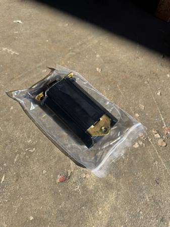 MERCEDES W123 W124 W126 W201 190E SIFIR KAPI GERGİSİ - ERCAN TİCARET yedek parça
