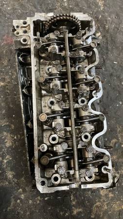 MERCEDES W124 200E 102 MOTOR 6601 SİLİNDİR KAPAĞI DOLU ÇIKMA - ERCAN TİCARET yedek parça
