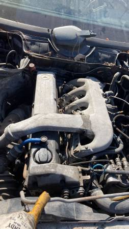 MERCEDES W124 300 TURBO DİZEL KOMPLE MOTOR