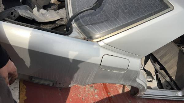 MERCEDES W124 ARKA PANEL ARKA ÇAMURLUK SAĞ ARKA ÇEYREK MARŞPİYEL - ERCAN TİCARET çıkma orjinal yedek parça