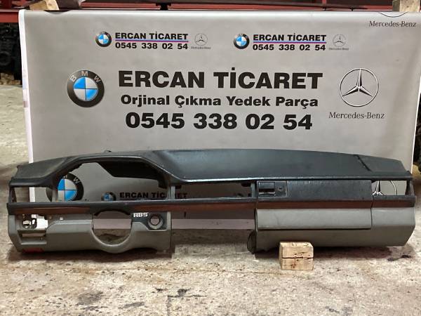 MERCEDES W124 HATASIZ MAUNLU TORPİDO GÖĞÜS