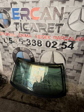 MERCEDES W124 ORJİNAL ÖN CAM ARKA CAM ÇIKMA - ERCAN TİCARET yedek parça