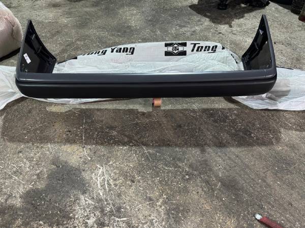 MERCEDES W124 SIFIR ARKA TAMPON - ERCAN TİCARET yedek parça