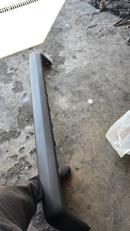 MERCEDES W124 SIFIR ARKA TAMPON BANDI - ERCAN TİCARET yedek parça
