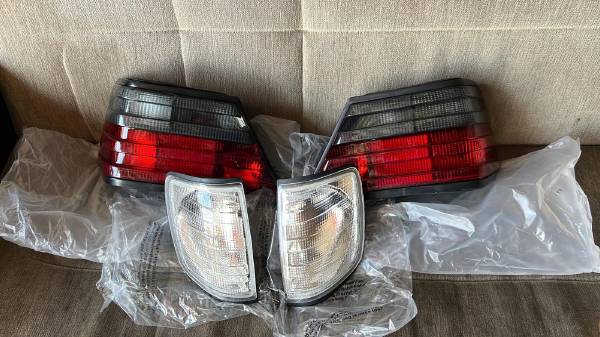 MERCEDES W124 SIFIR BEYAZ SİNYAL TAKIMI SAĞ SOL - ERCAN TİCARET 1.200 yedek parça