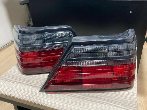 MERCEDES W124 SIFIR FÜME STOP TYC MARKA - ERCAN TİCARET orjinal yedek parça