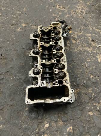 MERCEDES W163 ML320 M112 SİLİNDİR KAPAĞI 1120161301 - 1120161201 - ERCAN TİCARET yedek parça