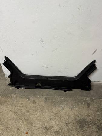 MERCEDES W202 ARKA BAGAJ PANEL PLASTİĞİ KAPLAMASI 2026905825 ORJİNAL - ERCAN TİCARET yedek parça