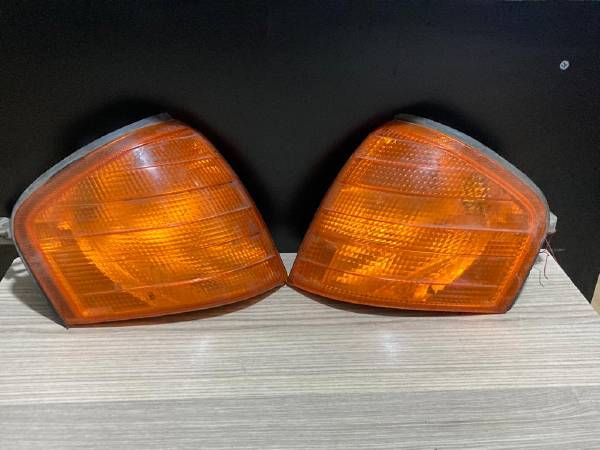 MERCEDES W202 ÇIKMA ORJİNAL SARI SİNYAL TAKIMI 1305232922