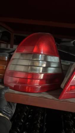MERCEDES W202 ORJİNAL FÜME STOP TAKIMI - ERCAN TİCARET yedek parça
