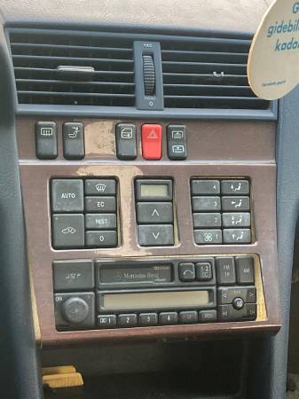 MERCEDES W202 ORJİNAL MÜZİK ÇALAR KASET ÇALAR RADYO çıkma orjinal yedek parça