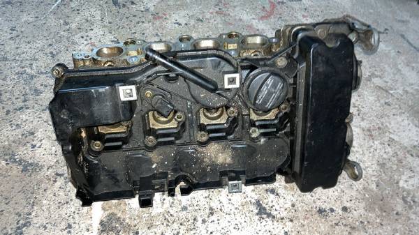 MERCEDES W204 C180 271 MOTOR SİLİNDİR KAPAĞI - 2710161201